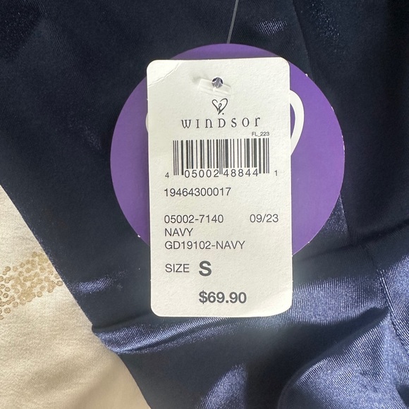 Windsor formal long dress homecoming prom satin blue size small - Picture 4 of 7